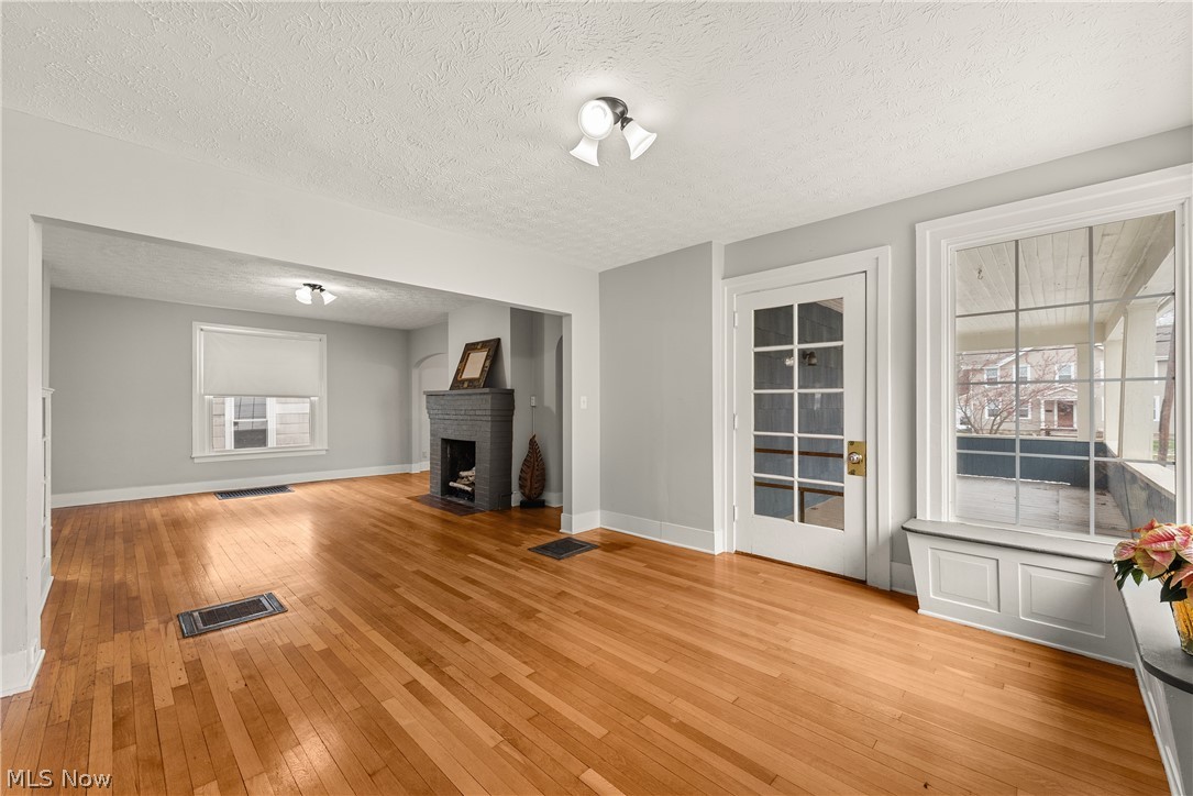 Village/Oberlin - Residential