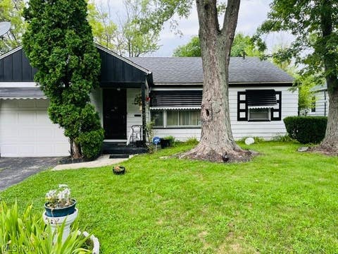 Homes For Sale - 2465 Belvoir Boulevard<br/> Cleveland, OH 44121