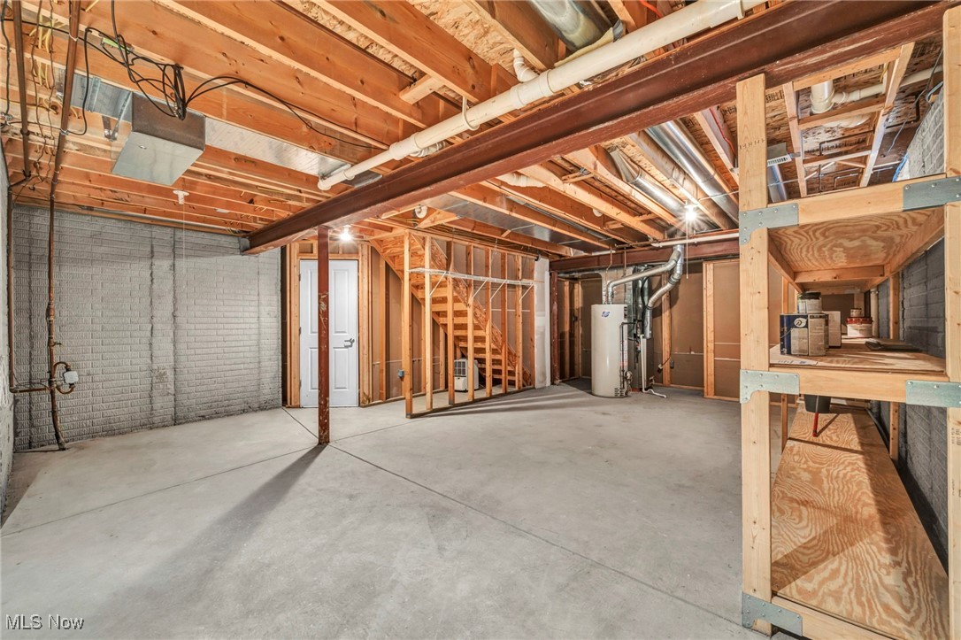 Red Tail - Residential