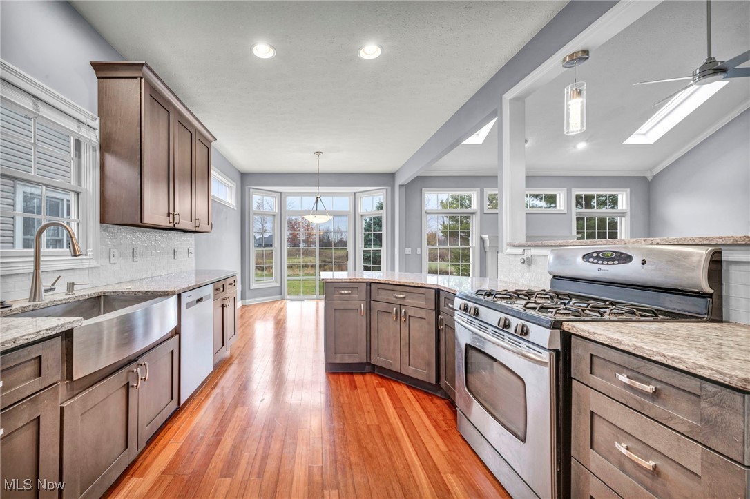 Red Tail - Residential