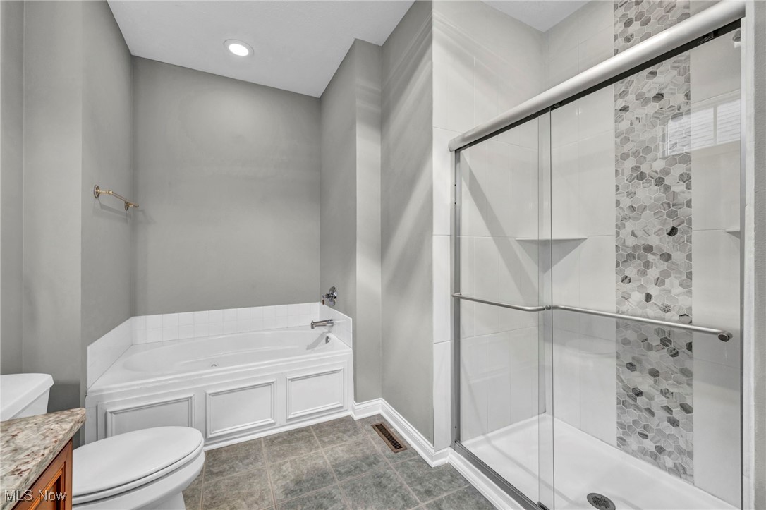 Red Tail - Residential