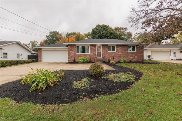 1657 S CARPENTER RD, BRUNSWICK, OH 44212 - Image d035fc425e3f4341a7c5e2cd796f77d0/1473087959