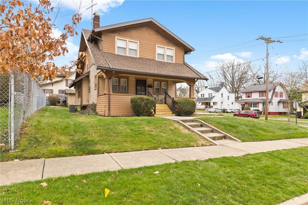 Photo of 968 Stadelman Avenue, Akron, OH 44320 (MLS # 5197014)