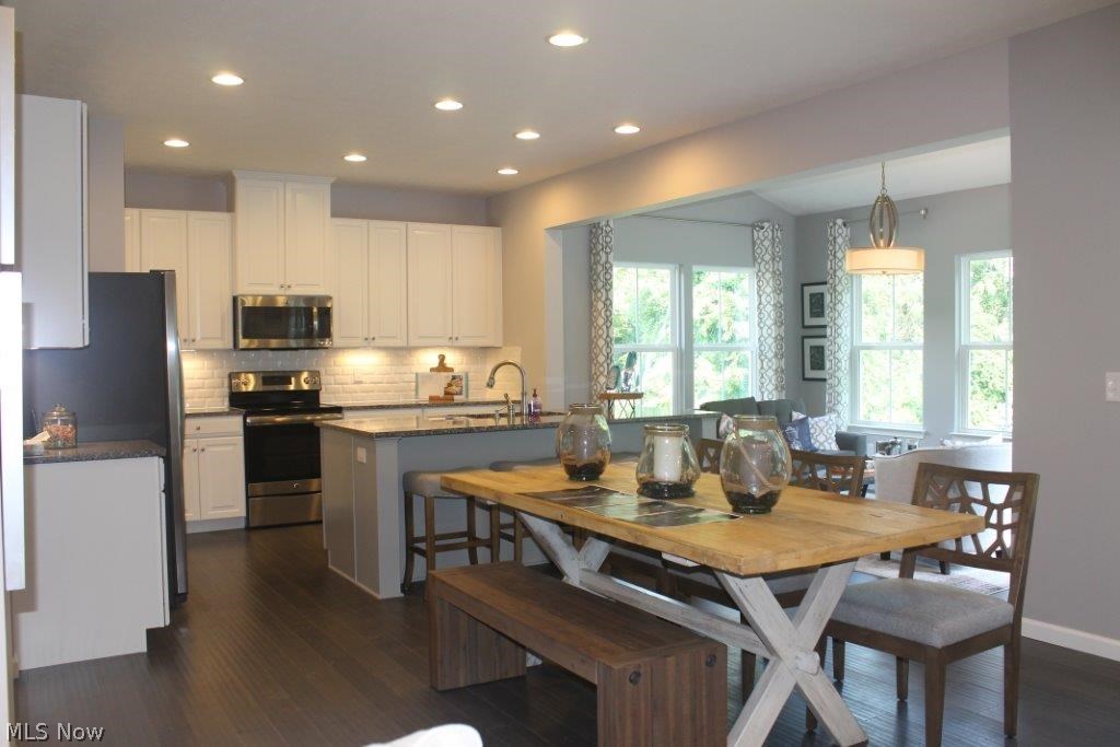 Hampton Place - Residential