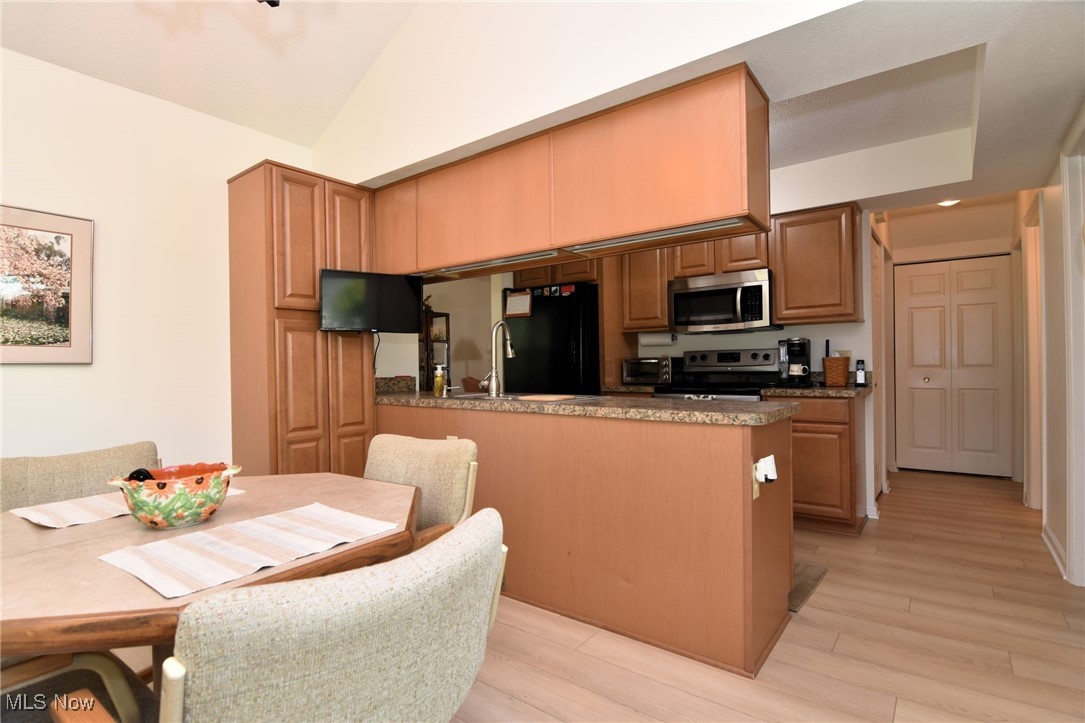 Dover Place Condo - Residential