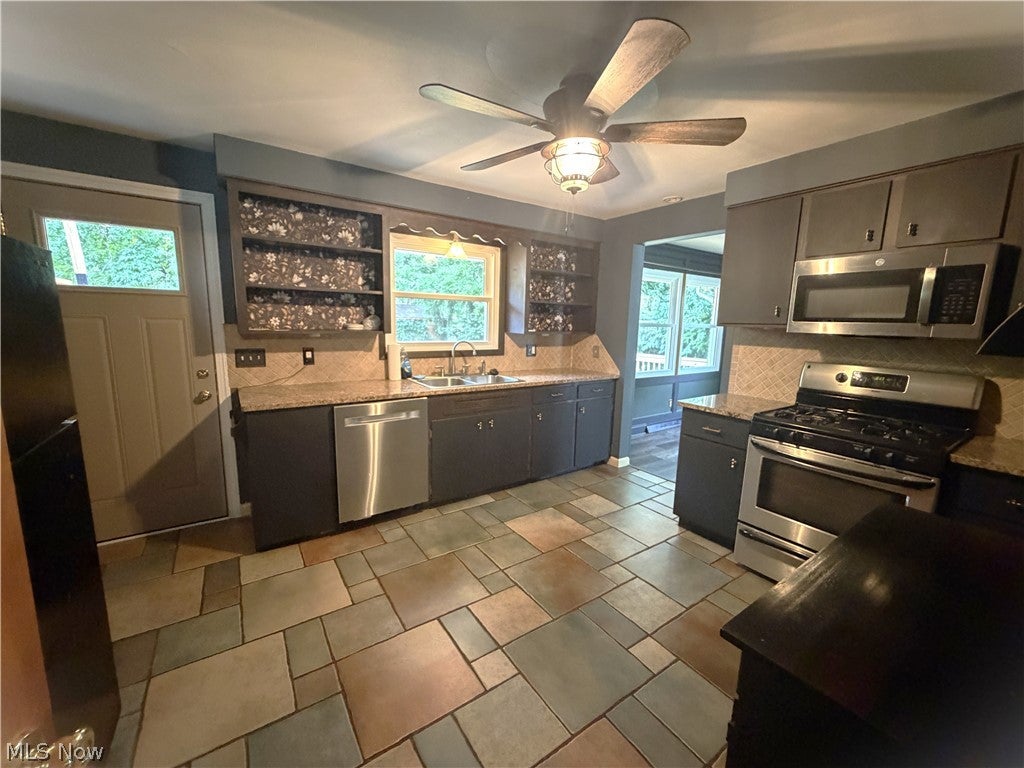 144 Everhard Road SW