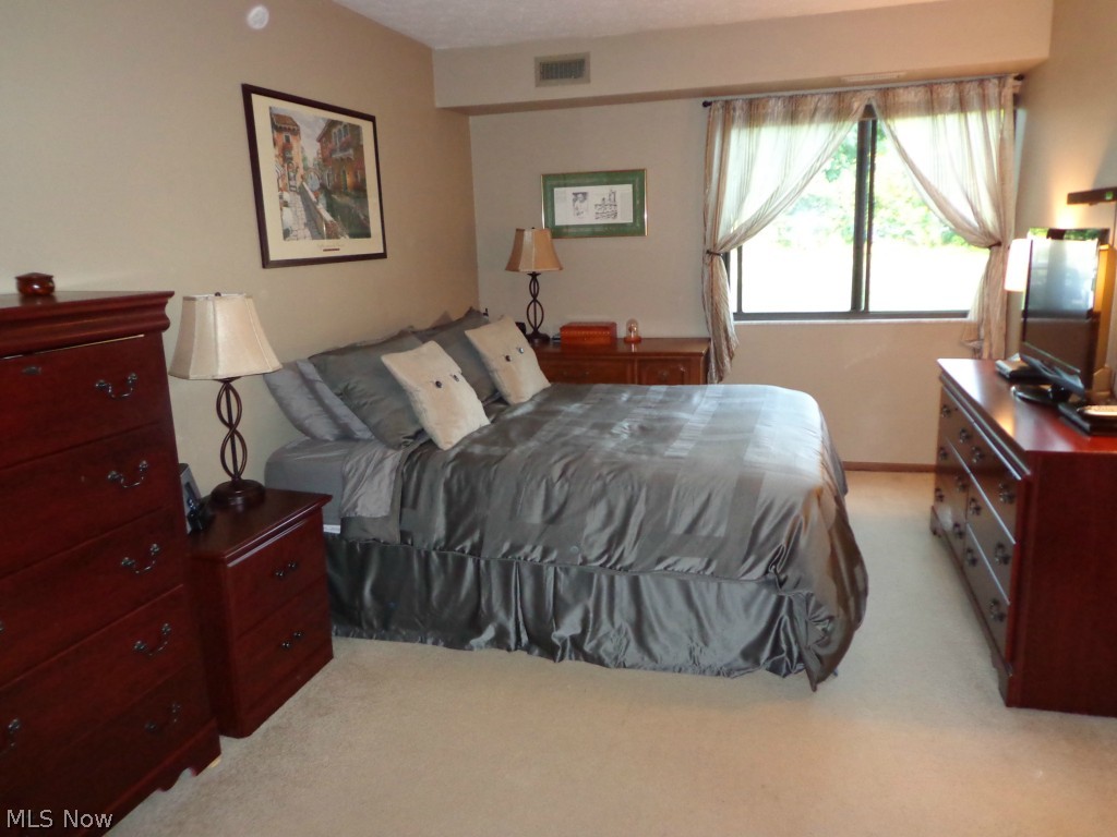 Cedarwood Vill Condo - Residential