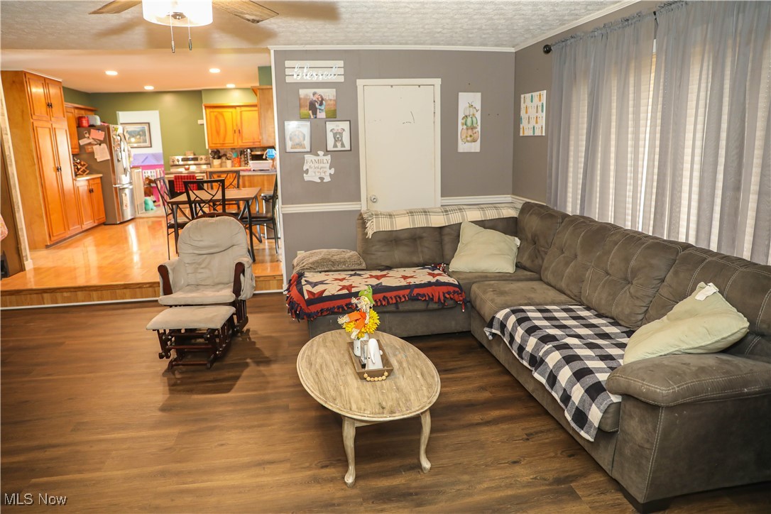 Zeis Acres - Residential