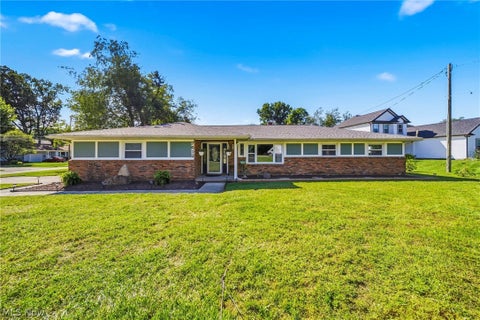 Homes For Sale - 7612 Lake Shore Boulevard<br/> Mentor, OH 44060