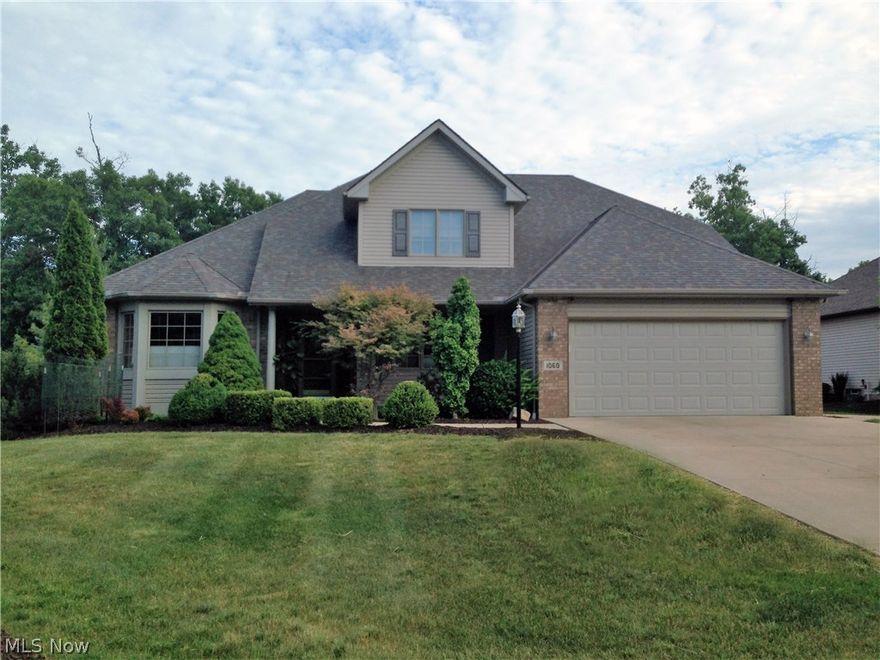 Custom Built First Floor Master built by Fireside Builders in 2002-Two Story Great Rm w/Gas Fireplace-Custom Kitchen w/Ceramic Floor,Island,Tile Backsplash-All New Stainless Steel Appliances including Gen Air Range w/Grill+Griddle-First Floor Master Suite w/Vaulted Ceiling,Walkin Closet and Luxury Bath w/Soaking Tub-First Floor Den/Office-Two Story Foyer w/Ceramic Tile-First Floor Laundry Rm plus Laundry Rm in Basement-Two Large Upstairs Bedrooms Plus Loft Overlooking Two Story Great Rm-(Loft could easily be converted to 4th bedroom)Totally Finished Basement with Full Bath w/Dry Sauna,Workshop, Extra Laundry Rm and Media Rm-House has Whole House Water Filter and Ranai Tankless  Water Heater(Save Big $)-Garage is Heated and has Custom Garage Flooring-Pofessionally Landscaped  and Very Private Yard w/ Custom Covered Deck, Shed and Full Vinyl Privacy Fence.  Show and Sell !!!