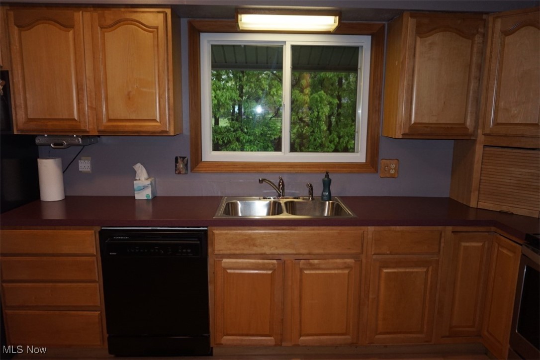 1259 Cherry Lane, Brunswick, Ohio image 10