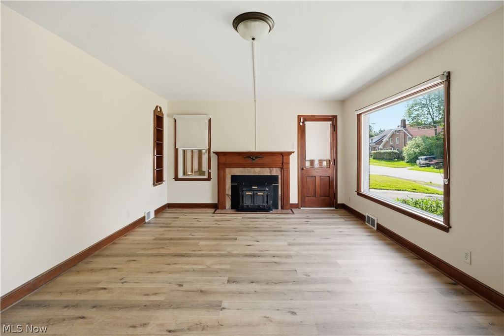 Photo of 562 Arlington Avenue, Mansfield, OH 44903 (MLS # 5223253)