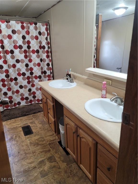 Colonial Oaks - Residential