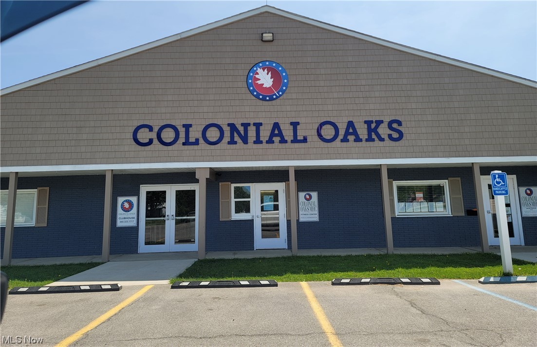 Colonial Oaks - Residential