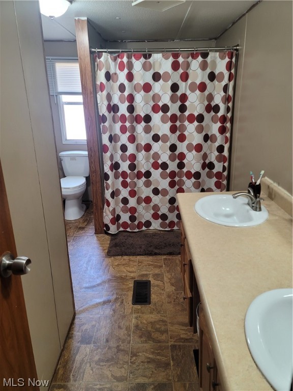 Colonial Oaks - Residential