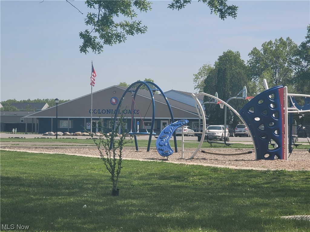 Colonial Oaks - Residential