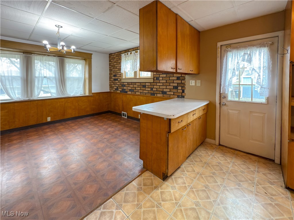111 Akers Avenue, Akron, Ohio image 4