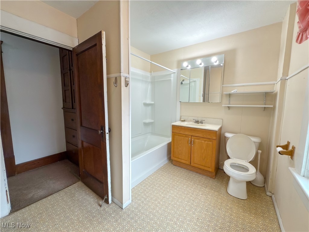 111 Akers Avenue, Akron, Ohio image 15