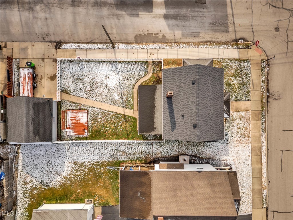 A A Moores Banner Allotment - Residential