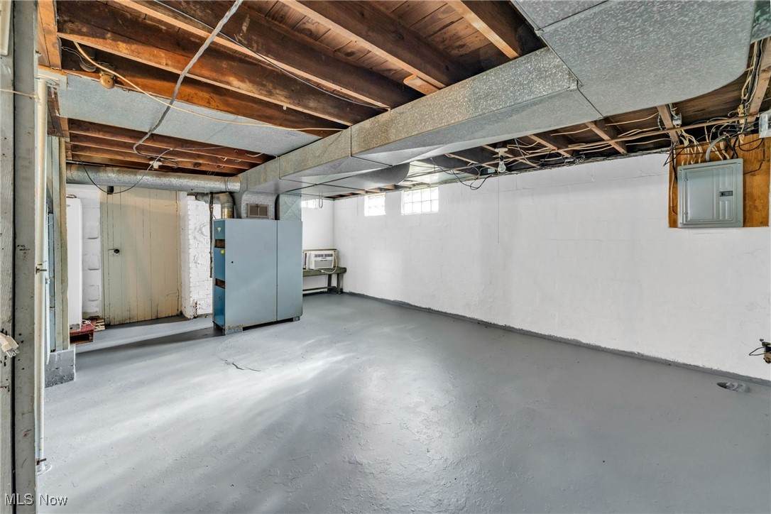 A A Moores Banner Allotment - Residential