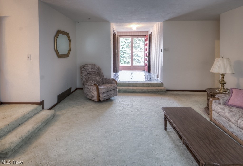 Mike Hewkos Hillside Acres Su - Residential