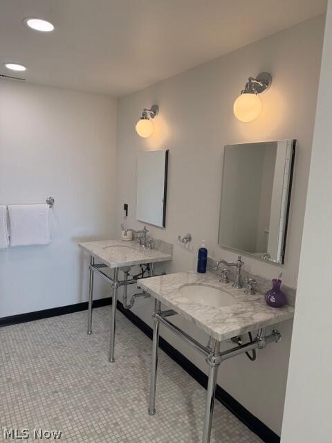 Meridian Condo - Residential