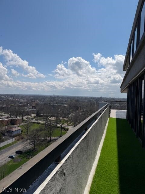 Meridian Condo - Residential