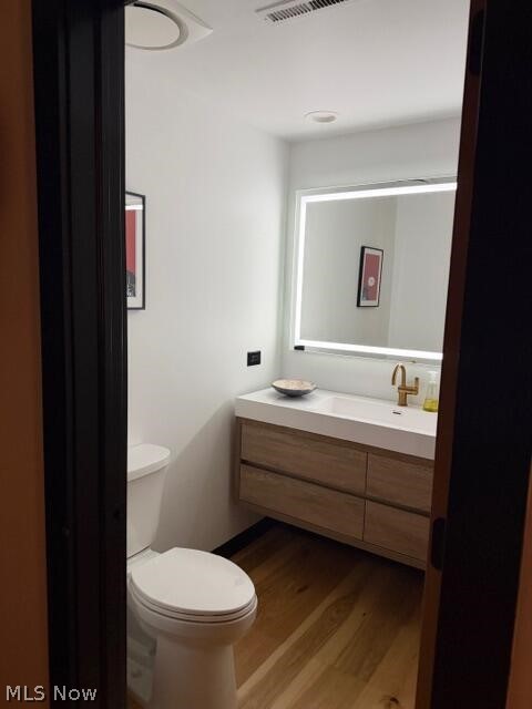 Meridian Condo - Residential