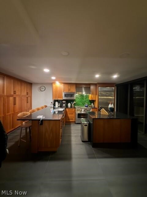 Meridian Condo - Residential