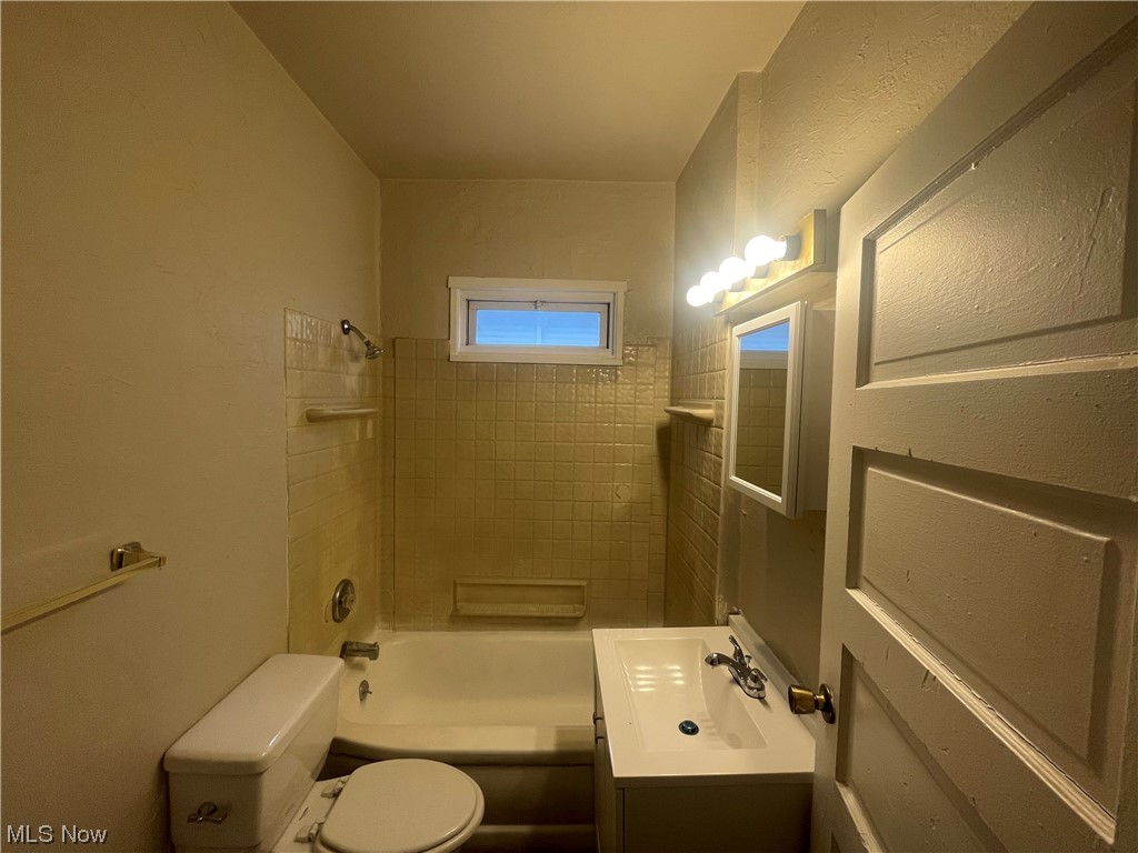 Hickox - Residential Lease