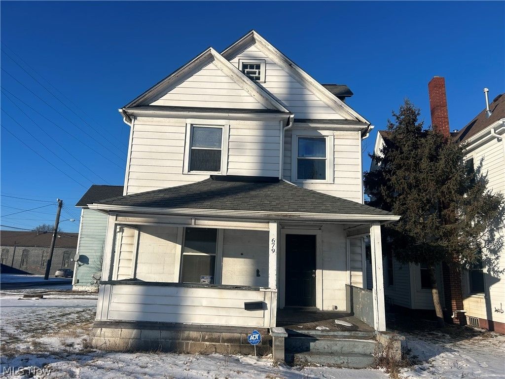 Photo of 679 Wooster Road W, Barberton, OH 44203 (MLS # 5198977)