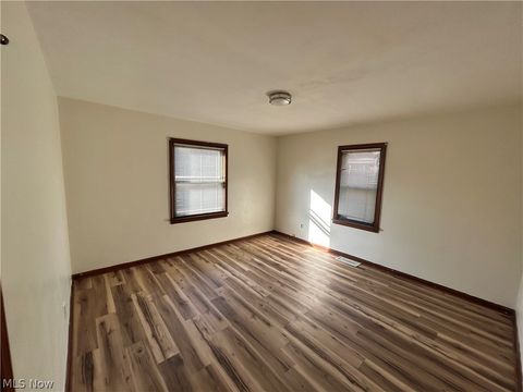 Tiny photo for 1743 E 36th Street, Lorain, OH 44055 (MLS # 5187547)