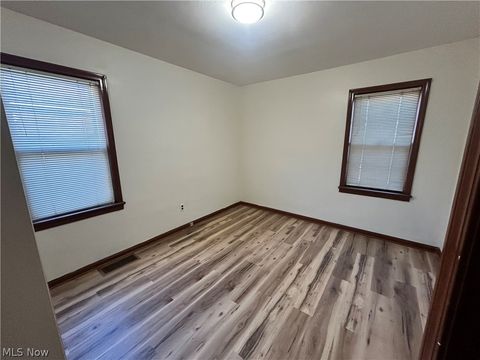 Tiny photo for 1743 E 36th Street, Lorain, OH 44055 (MLS # 5187547)