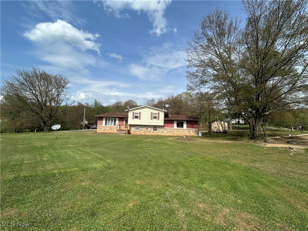 42944 Hammond School Road, Wellsville, Ohio image 1