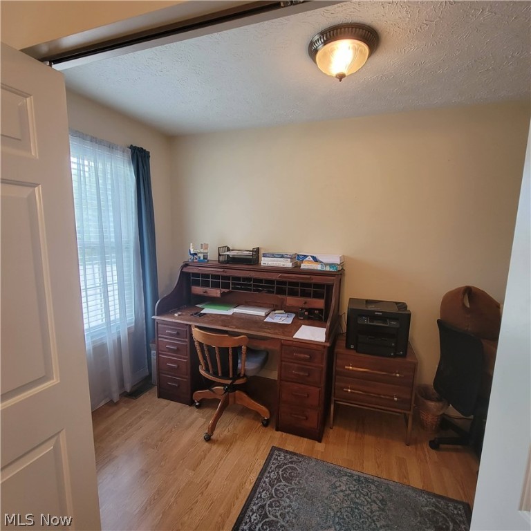 Henry Farson Est - Residential