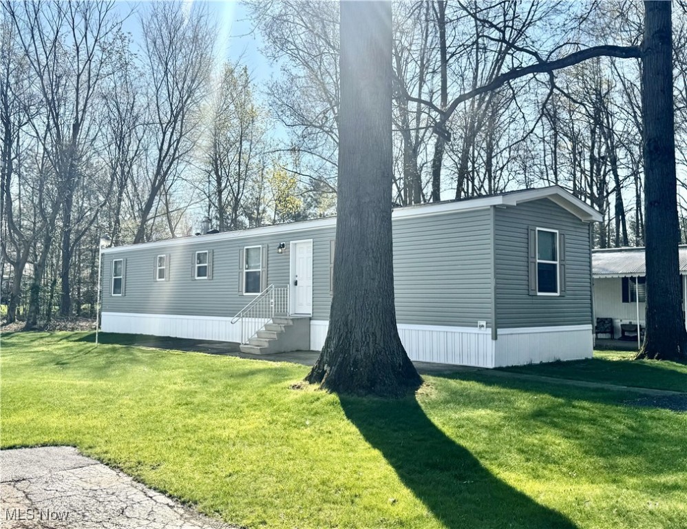 111 Westgate, Warren, Ohio image 2
