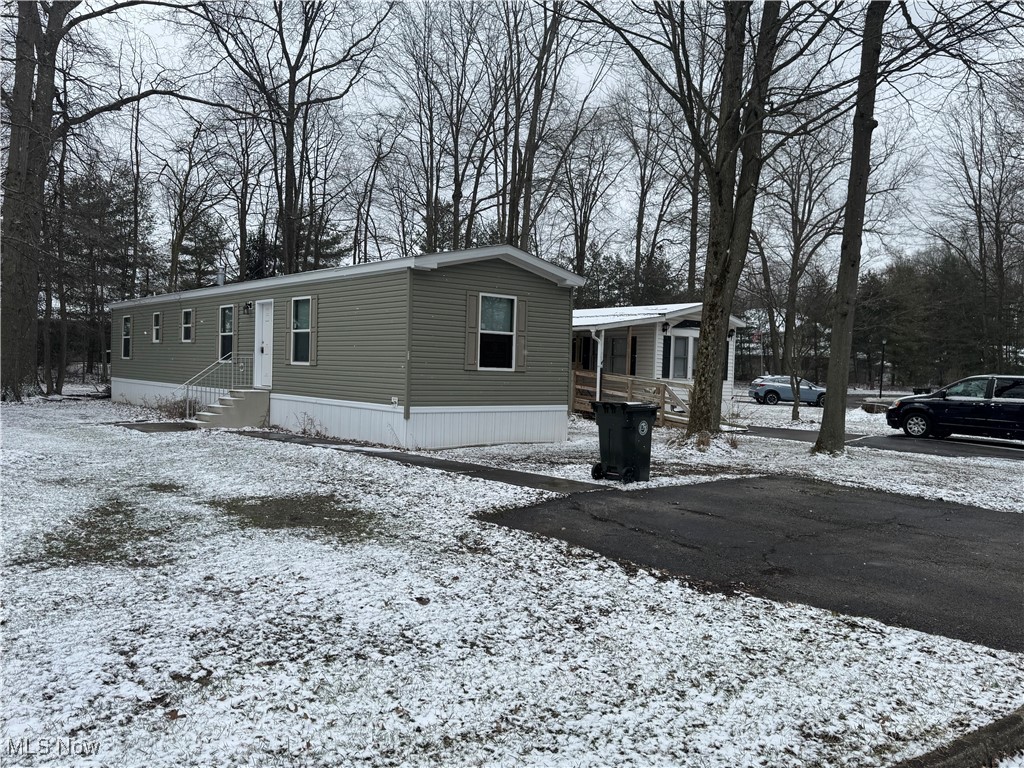 111 Westgate, Warren, Ohio image 2