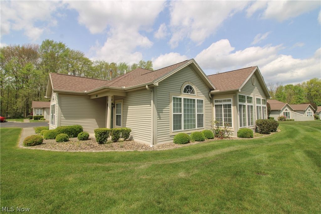 Photo of 5645 Clingan Road #7B, Struthers, OH 44471 (MLS # 5207147)