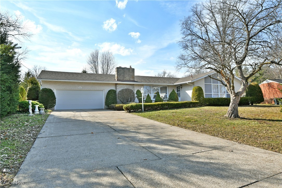 4031 Chevelle Drive, Warren, Ohio image 1