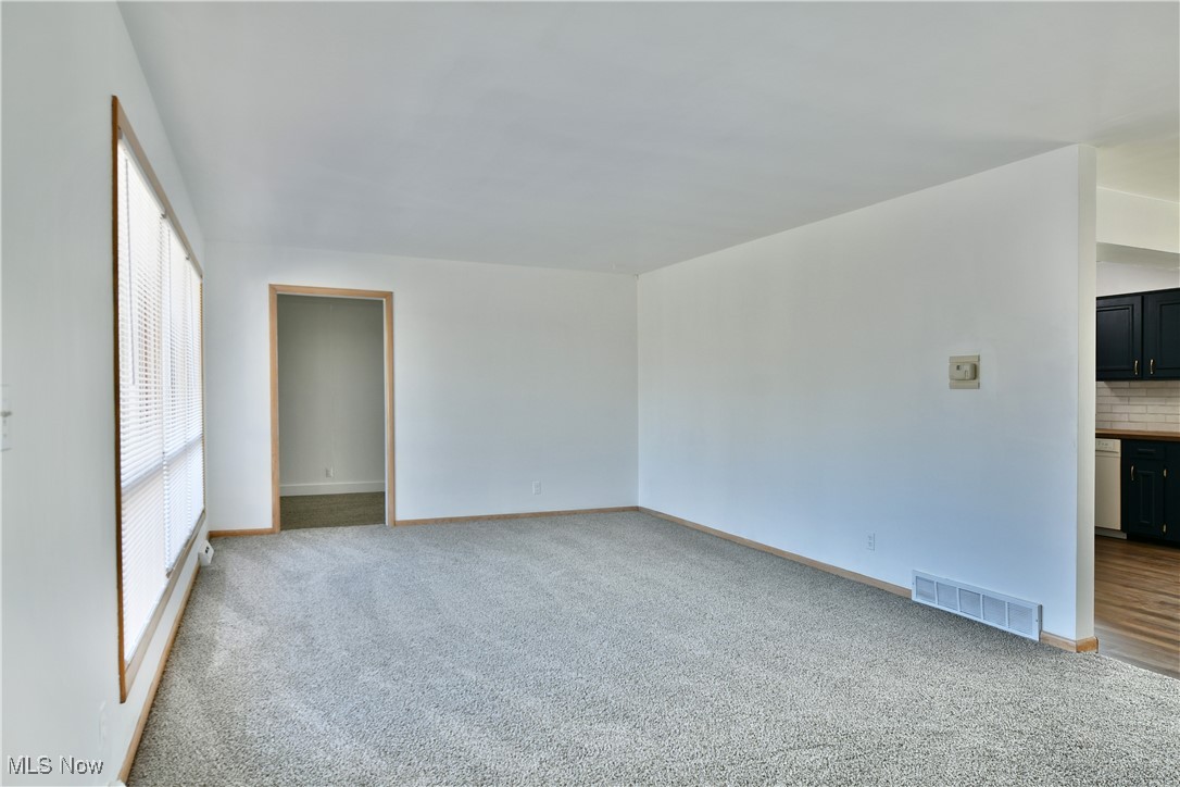 4031 Chevelle Drive, Warren, Ohio image 8
