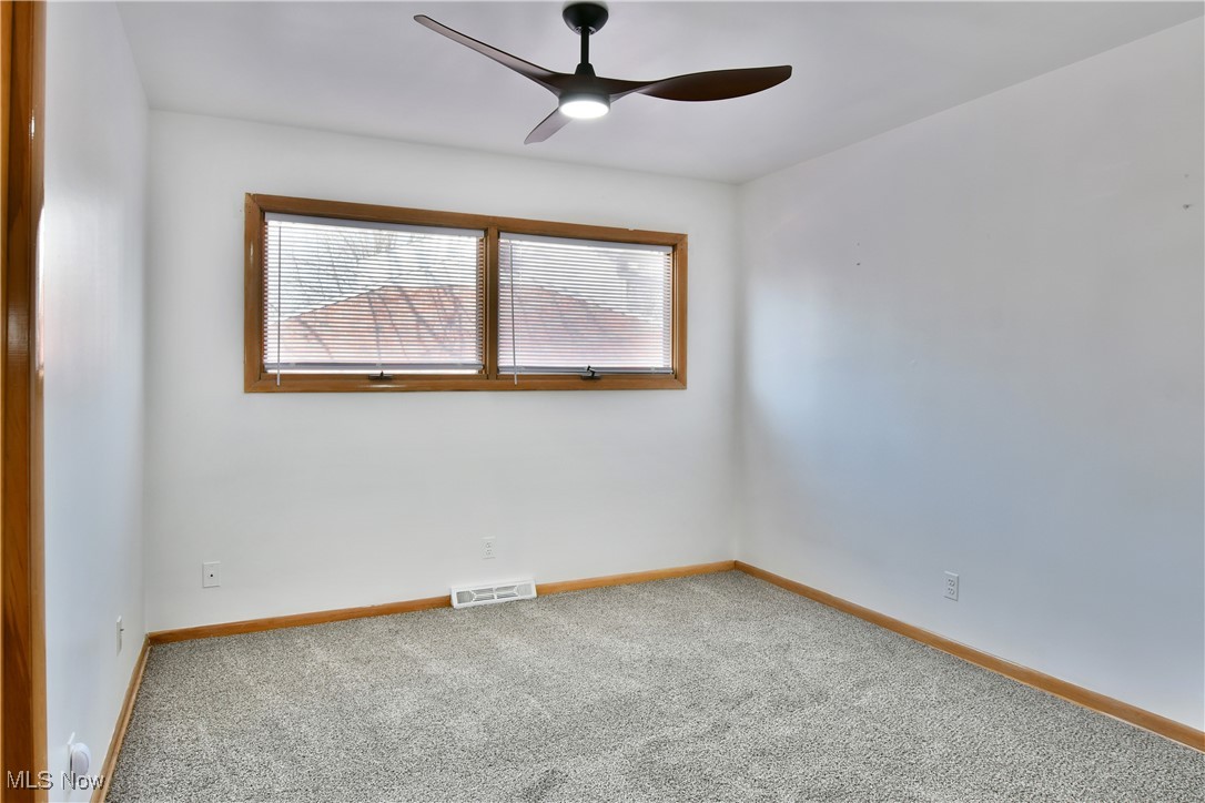 4031 Chevelle Drive, Warren, Ohio image 29