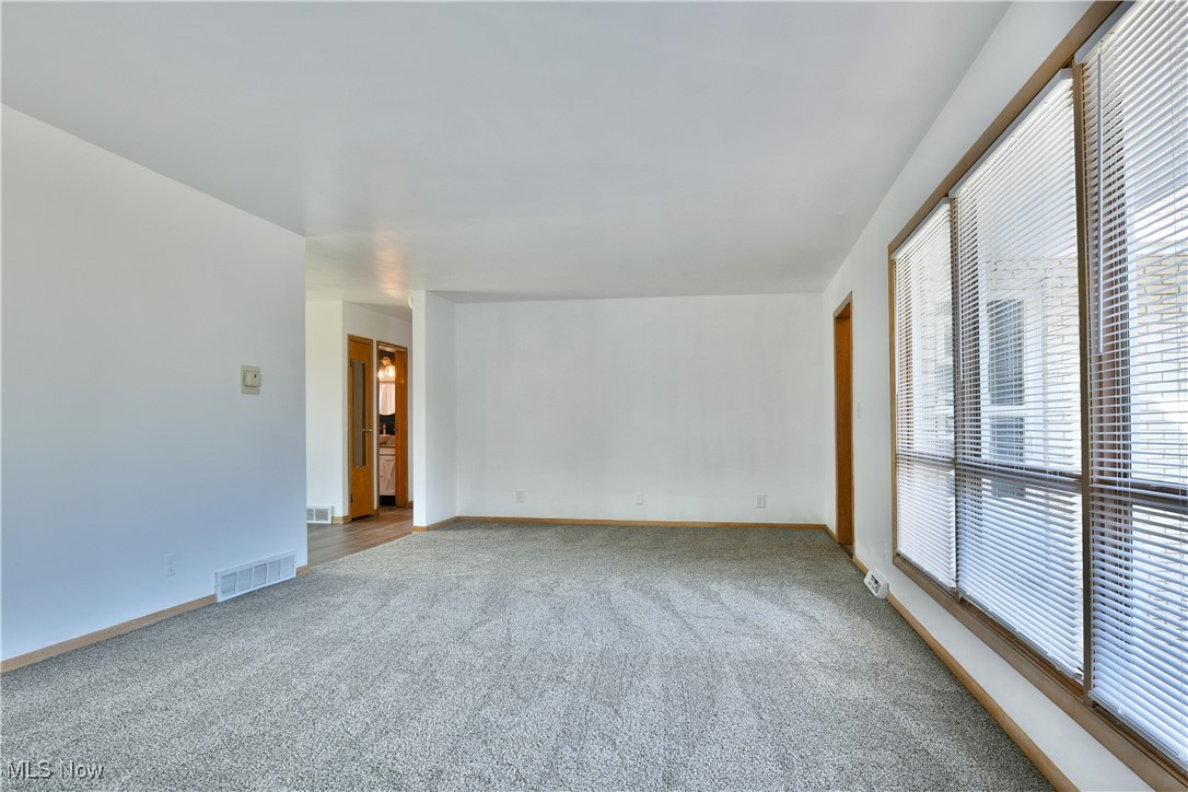 4031 Chevelle Drive, Warren, Ohio image 10