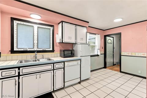 Tiny photo for 294 Oxford Avenue, Akron, OH 44310 (MLS # 5238920)