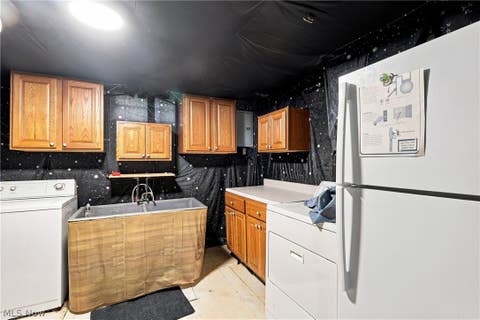 Tiny photo for 294 Oxford Avenue, Akron, OH 44310 (MLS # 5238920)