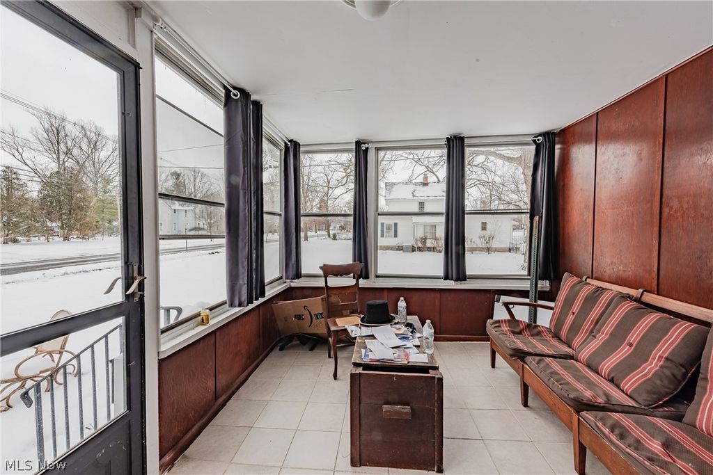 Photo of 258 N Pleasant Street, Oberlin, OH 44074 (MLS # 5188806)