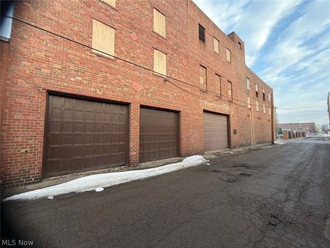 Tiny photo for 314 Cherry Avenue SE, Canton, OH 44702 (MLS # 5187470)