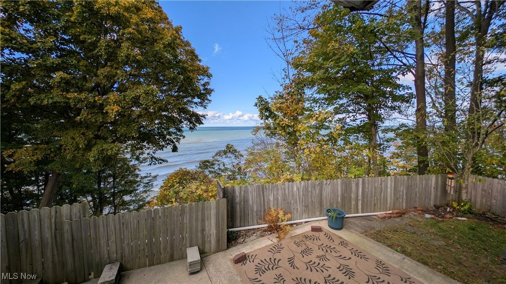 Photo of 4017 Lake Road #17, Conneaut, OH 44030 (MLS # 5168372)