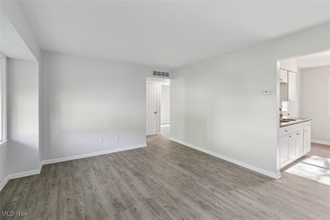 193 Lear Road