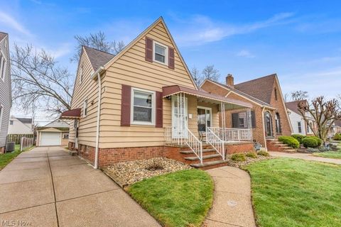 5803 Renwood Drive Parma OH 44129