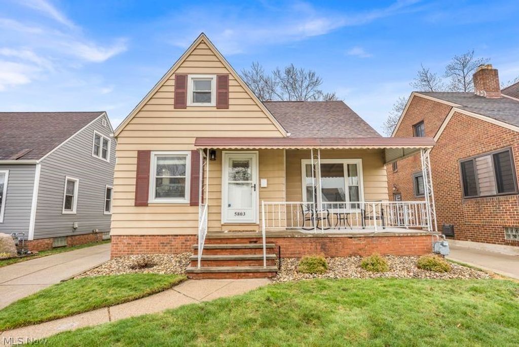 Photo of 5803 Renwood Drive, Parma, OH 44129 (MLS # 5199792)